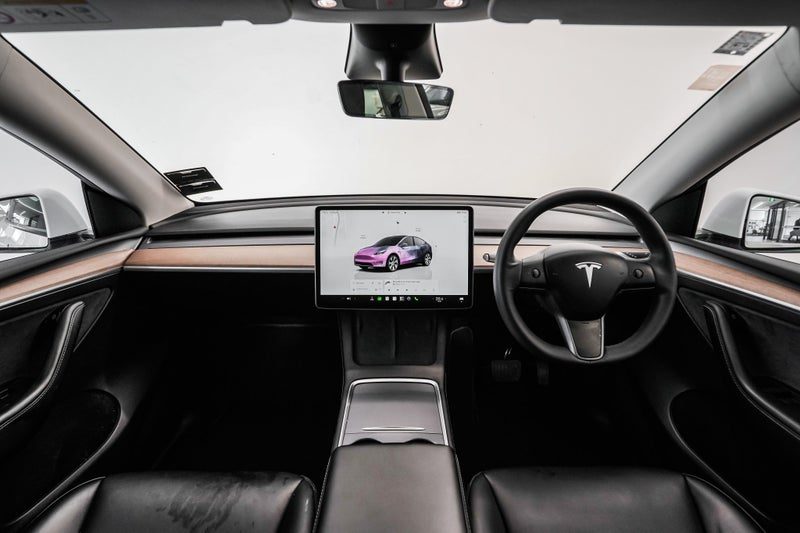 2022 Tesla Model Y Rear Wheel Drive, photo 3