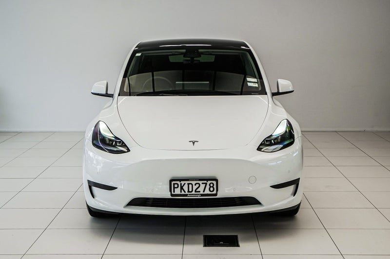 2022 Tesla Model Y Rear Wheel Drive, photo 2