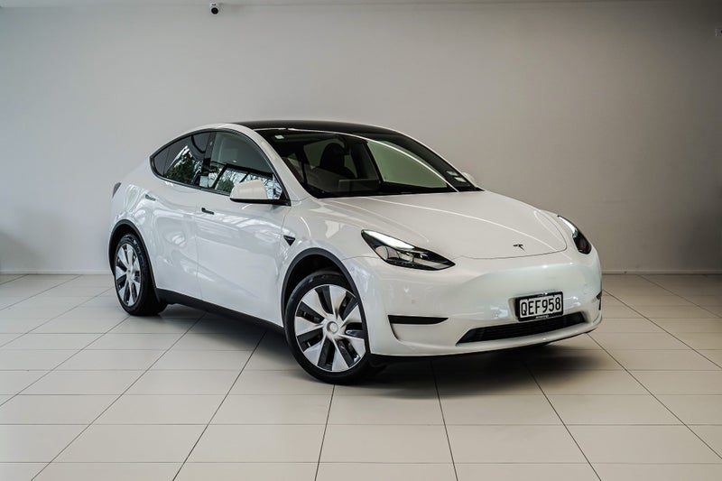 2023 Tesla Model Y Rear Wheel Drive, main photo