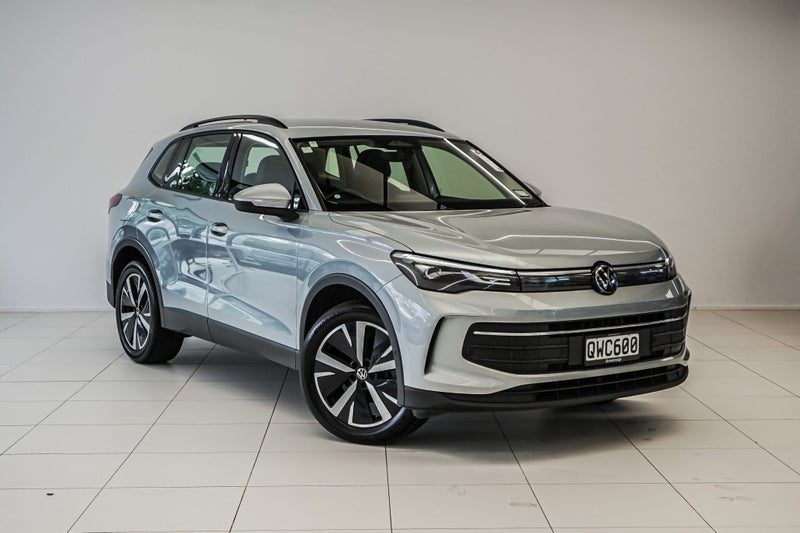 2024 Volkswagen Tiguan Life 1.4P TURBO LOW KMS, main photo