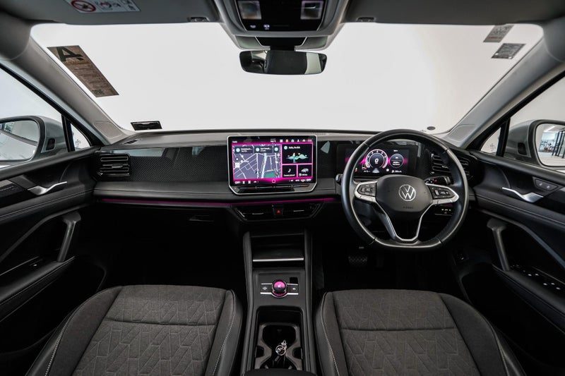 2024 Volkswagen Tiguan Life 1.4P TURBO LOW KMS, photo 3