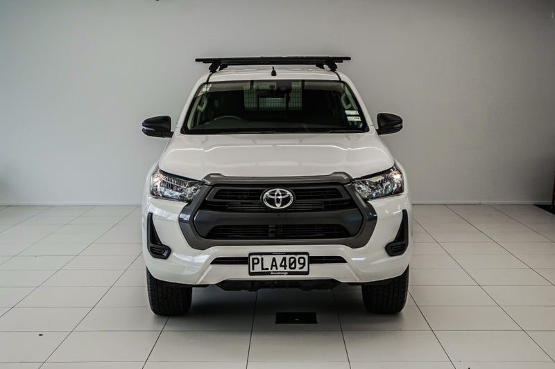 2022 Toyota Hilux SR TD EC 2.8D TURBO, photo 2