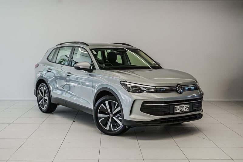 2024 Volkswagen Tiguan Life 1.4Pt ONE OWNER