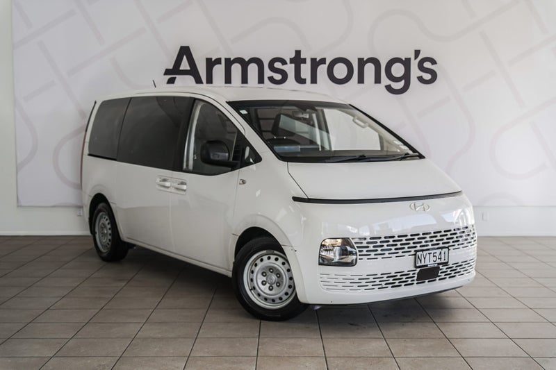 2021 Hyundai Staria Load 2.2Dt/8At, main photo