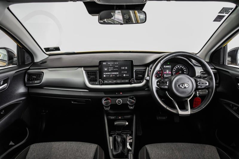 2021 Kia Stonic Lx 1.4P/6At, photo 2