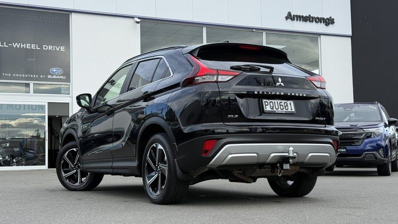 2023 Mitsubishi Eclipse Cross XLS, photo 2