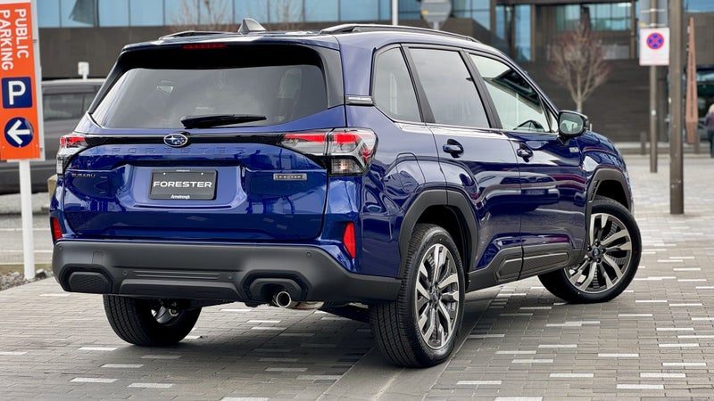 2026 Subaru Forester Touring, photo 3