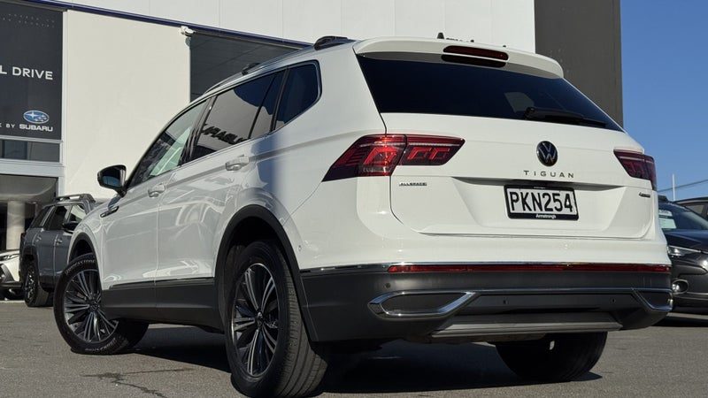 2022 Volkswagen Tiguan Allspace Style, photo 3