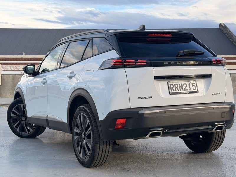 2026 Peugeot 2008 GT, photo 2