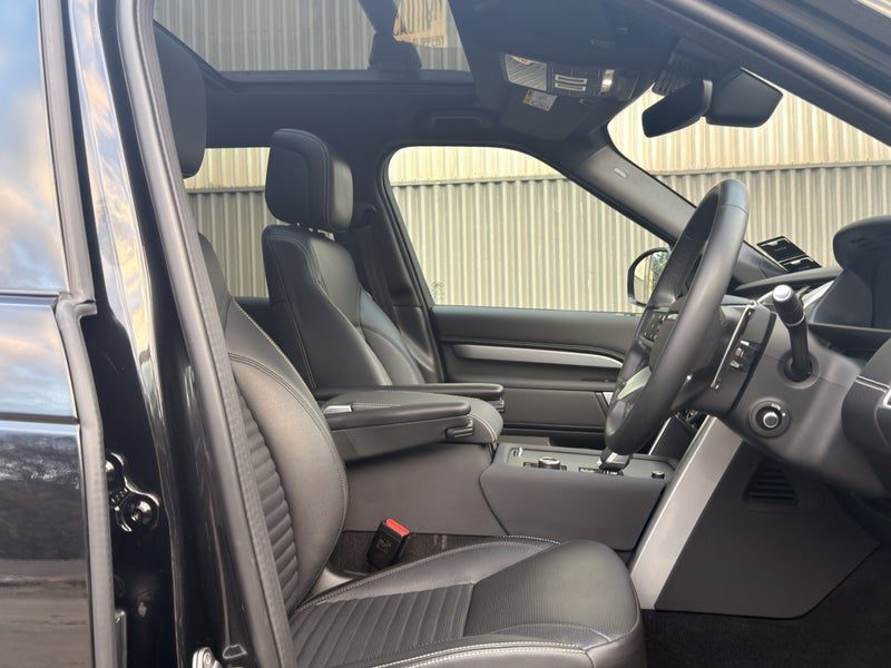 2025 Land Rover Discovery D250 Dynamic SE, photo 3