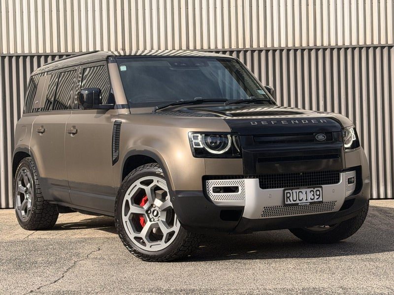 2020 Land Rover Defender 110 P400 First Edition, main photo