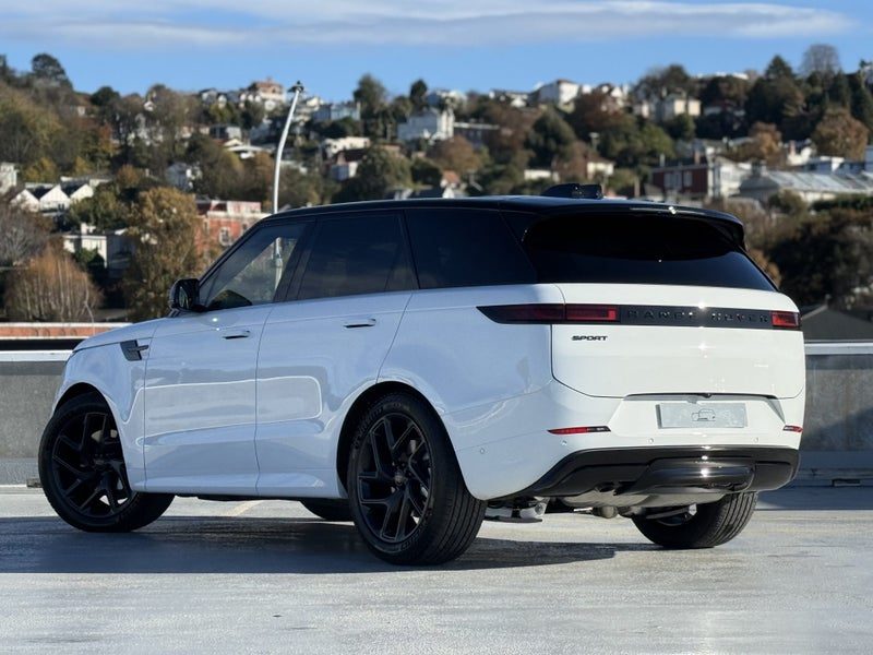 2026 Land Rover Range Rover Sport D350 Dynamic HSE, photo 2