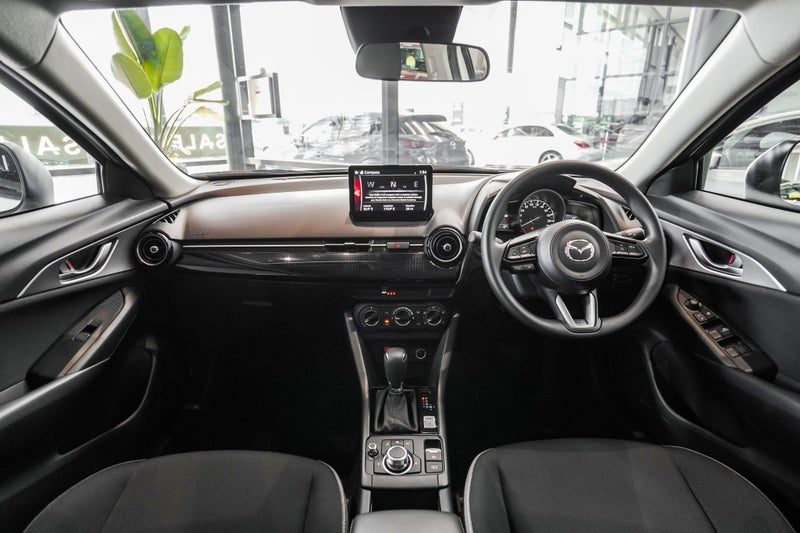 2026 Mazda CX-3 GLX 2.0 Petrol, photo 3