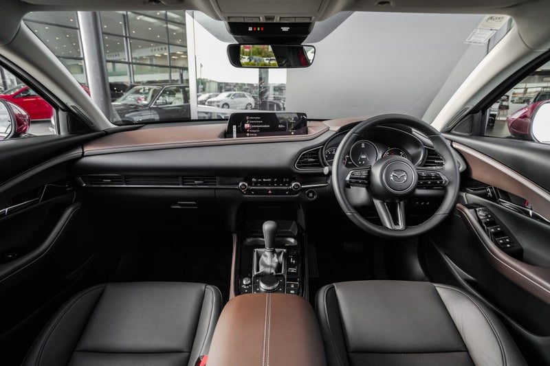 2026 Mazda CX-30 Limited 2.5P/4Wd/6At, photo 2
