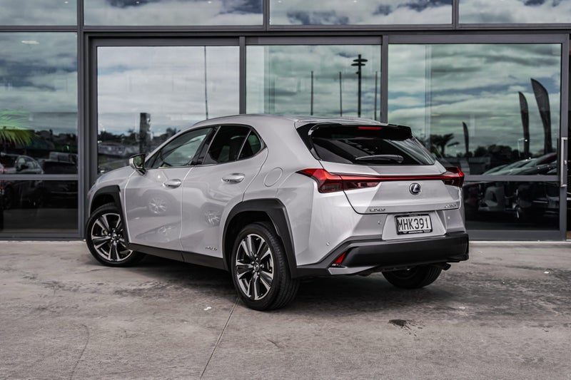2019 Lexus UX 250H LIMITED 2.0PH/HD, photo 3