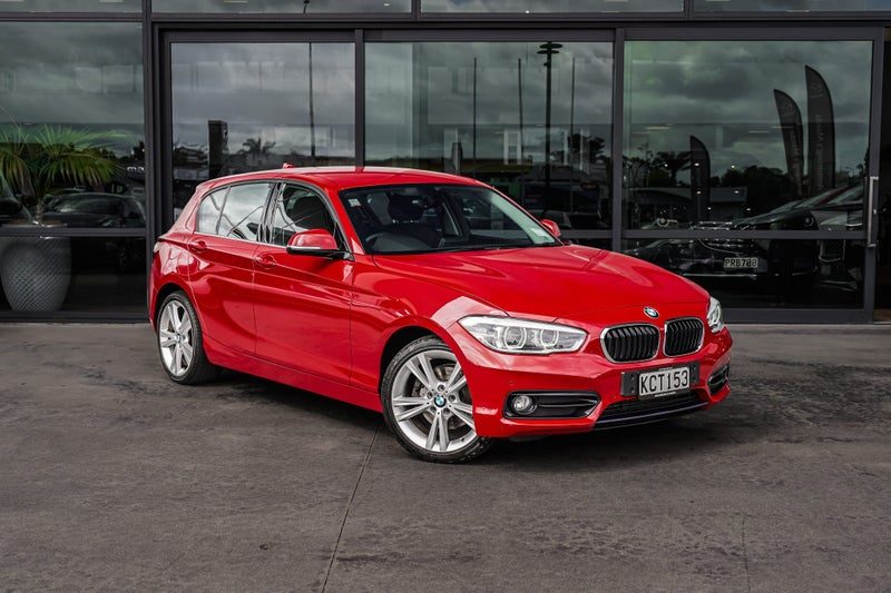 2016 BMW 125i 2.0P/8At/Ha/5Dr, main photo