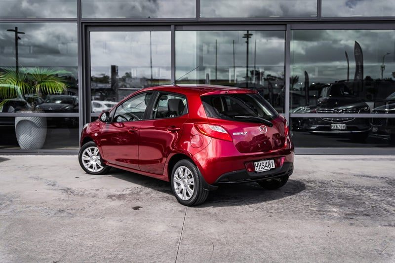 2014 Mazda 2 Classic 1.5 4At, photo 3