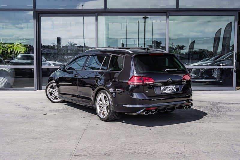 2015 Volkswagen Golf R Variant, photo 3