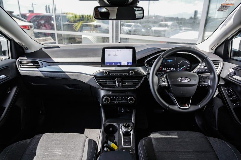 2021 Ford Focus Active 1.5P/8AT, photo 2