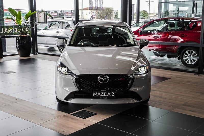 2026 Mazda 2 Ltd 1.5P/6At, photo 2