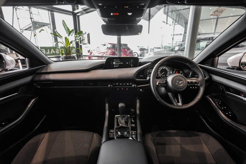 2026 Mazda 3 GSX 2.0P/6At, photo 3