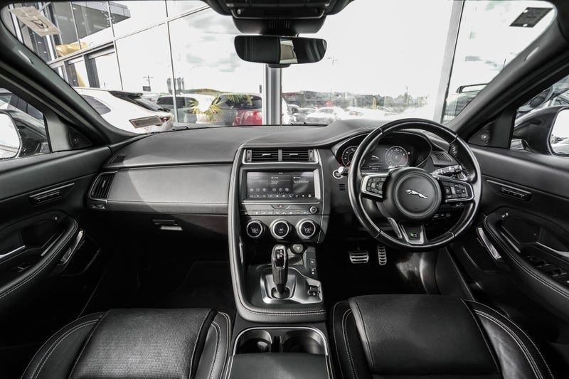 2020 Jaguar E-PACE P250 AWD R-DYN SE, photo 2