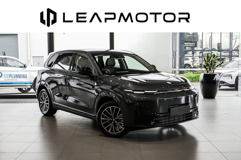 2026 Leapmotor B10 Design, main photo