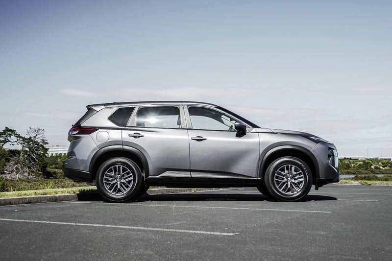 2026 Nissan X-Trail ST, photo 3