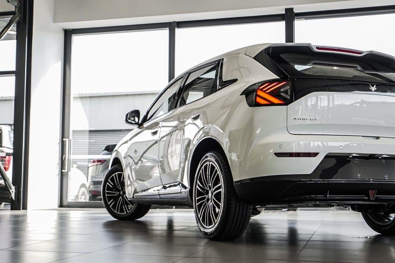 2026 Arcfox T1 EV 6 YEAR WARRANTY, photo 3