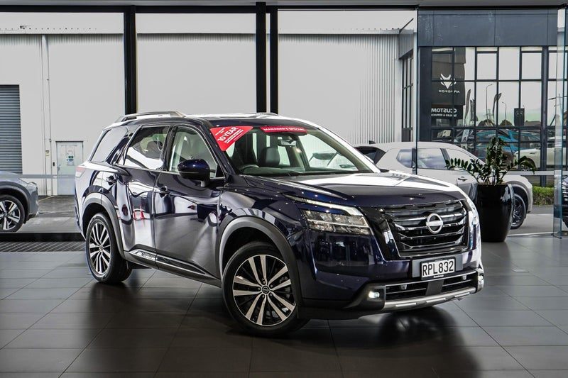 2026 Nissan Pathfinder Ti-L, main photo