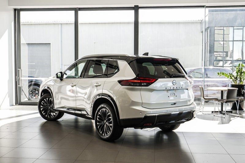 2025 Nissan X-Trail Ti-L 2.5P/4Wd/Cvt, photo 3