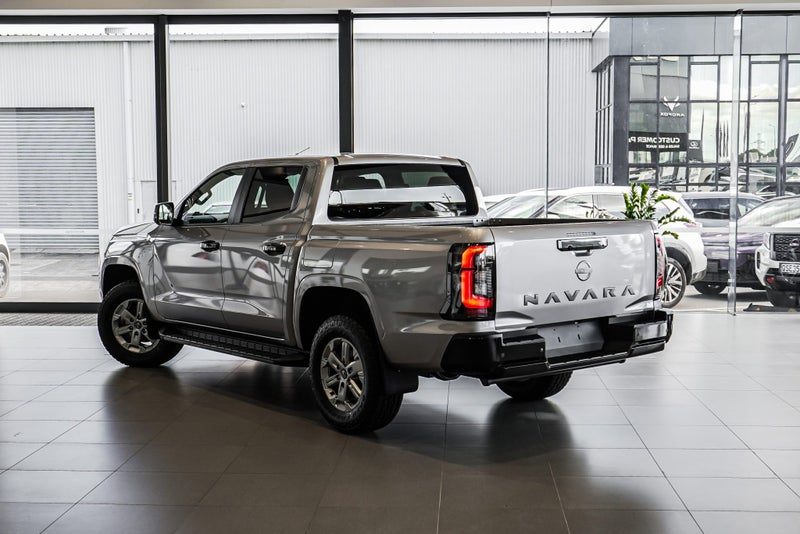2026 Nissan Navara ST, photo 3