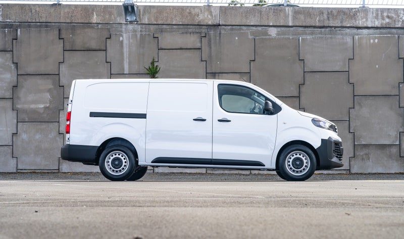 2026 Peugeot Expert Mwb 2.0Dt/8At, photo 3