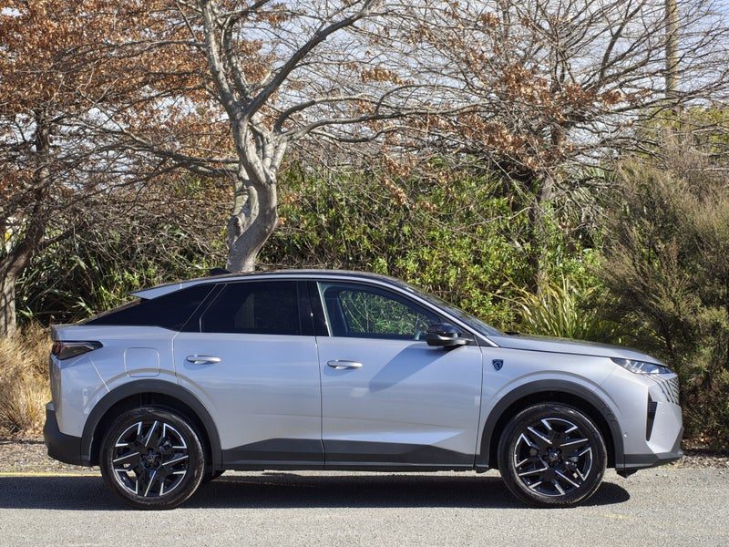 2026 Peugeot 3008 GT PREMIUM 1.2P MILD HYBRID, photo 3