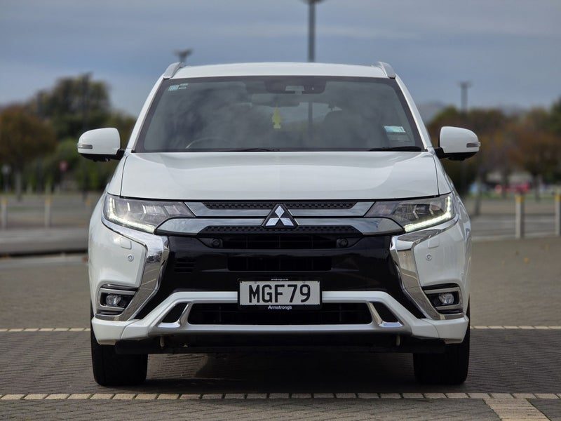 2019 Mitsubishi Outlander Vrx Phev | 4WD, photo 3