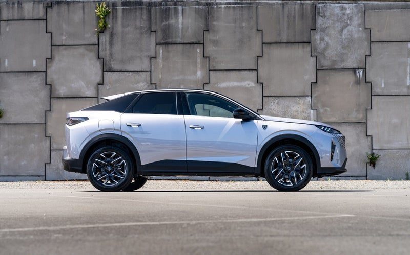 2026 Peugeot 3008 GT PREMIUM 1.2P MILD HYBRID, photo 3