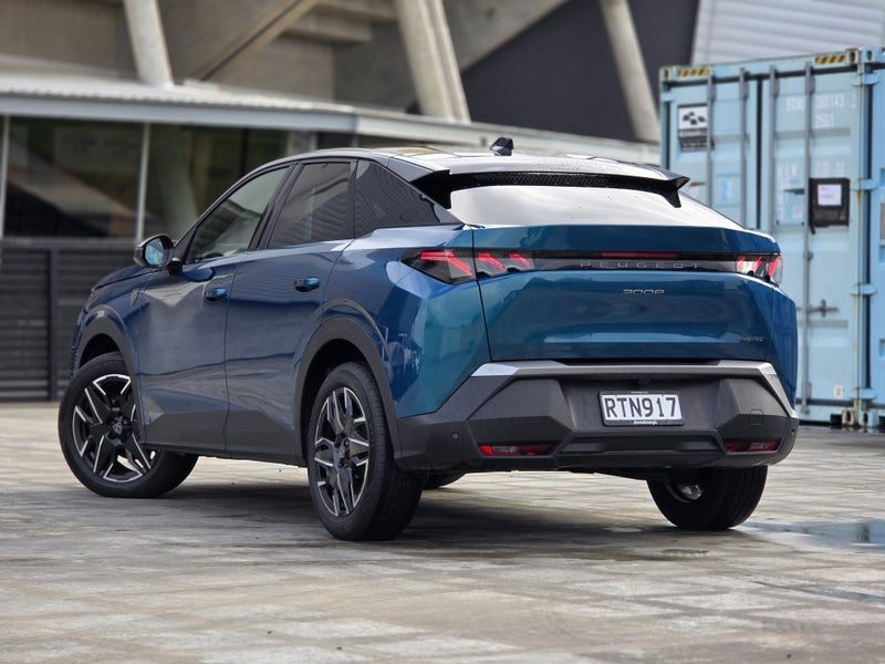 2026 Peugeot 3008 GT PREMIUM 1.2P MILD HYBRID, photo 2