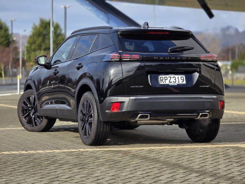 2026 Peugeot 2008 Gt 1.2P MILD HYBRID, photo 2