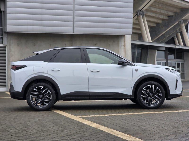 2026 Peugeot 3008 GT PREMIUM 1.2P MILD HYBRID, photo 3