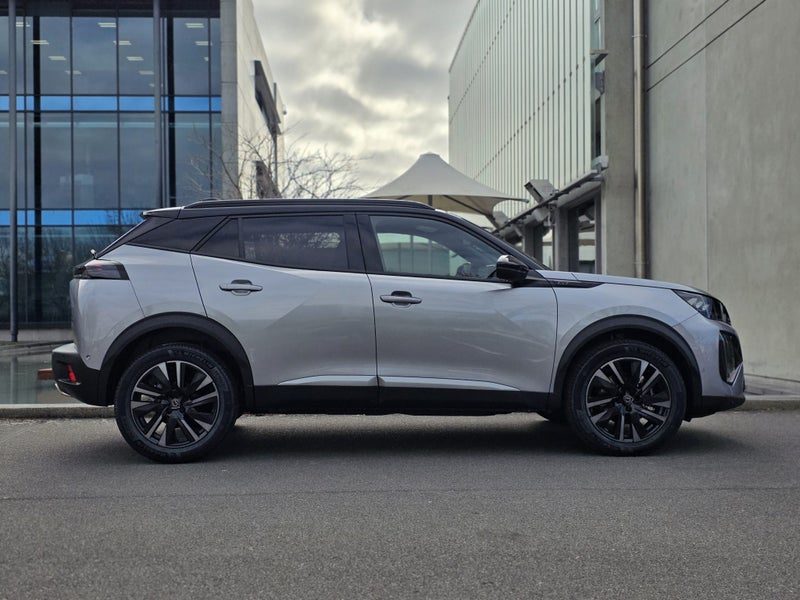 2026 Peugeot 2008 GT 1.2P MILD HYBRID, photo 3