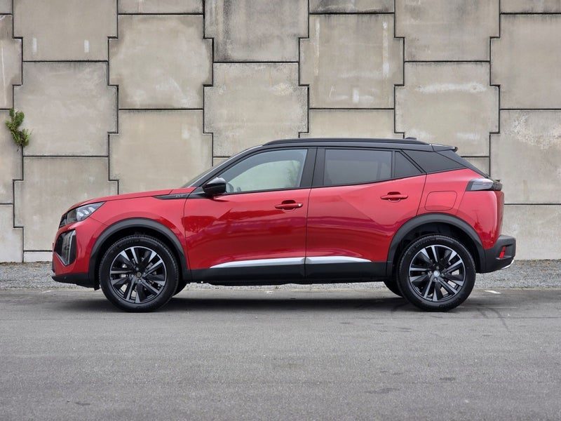 2026 Peugeot 2008 GT 1.2P MILD HYBRID, photo 3