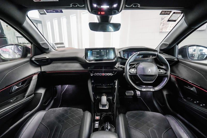 2022 Peugeot 208 Gt Electric 50Kwh/Ev, photo 2