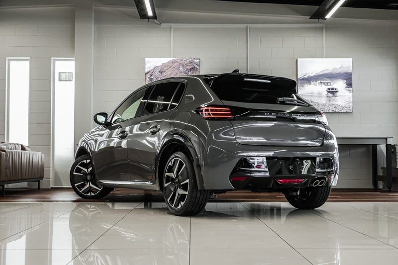 2026 Peugeot 208 GT Mild Hybrid Turbo, photo 2