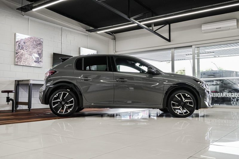 2026 Peugeot 208 GT Mild Hybrid Turbo, photo 3