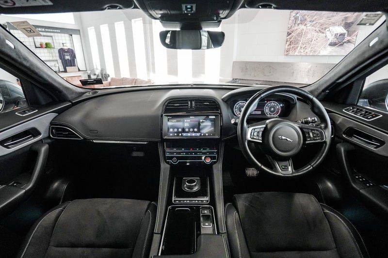 2019 Jaguar F-PACE S 3.0P/4Wd/8At, photo 2