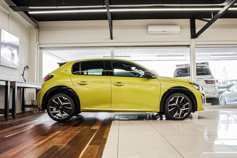 2026 Peugeot 208 GT Mild Hybrid Turbo, photo 3