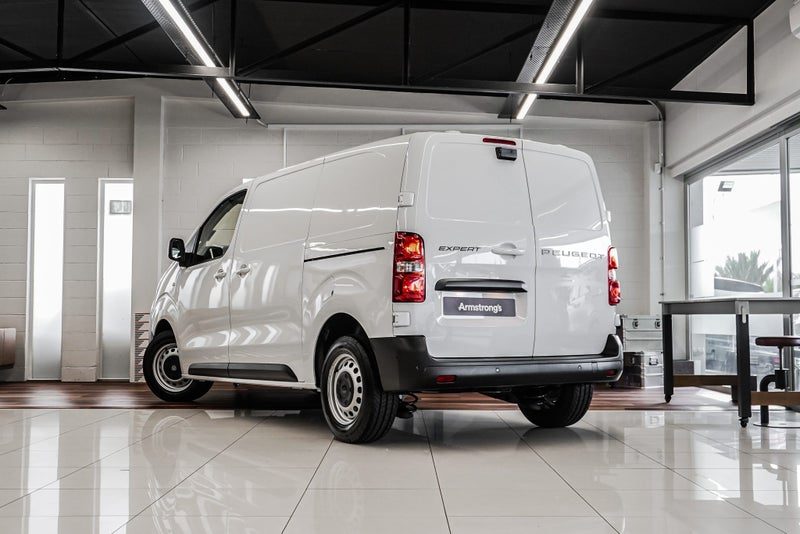 2026 Peugeot Expert MWB 2.0Dt/8At, photo 2