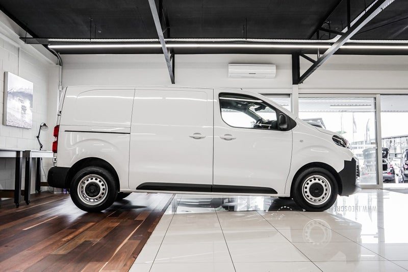 2026 Peugeot Expert MWB 2.0Dt/8At, photo 3