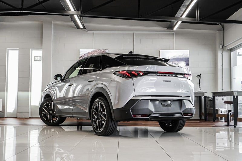 2026 Peugeot 3008 GT Premium Mild Hybrid, photo 2