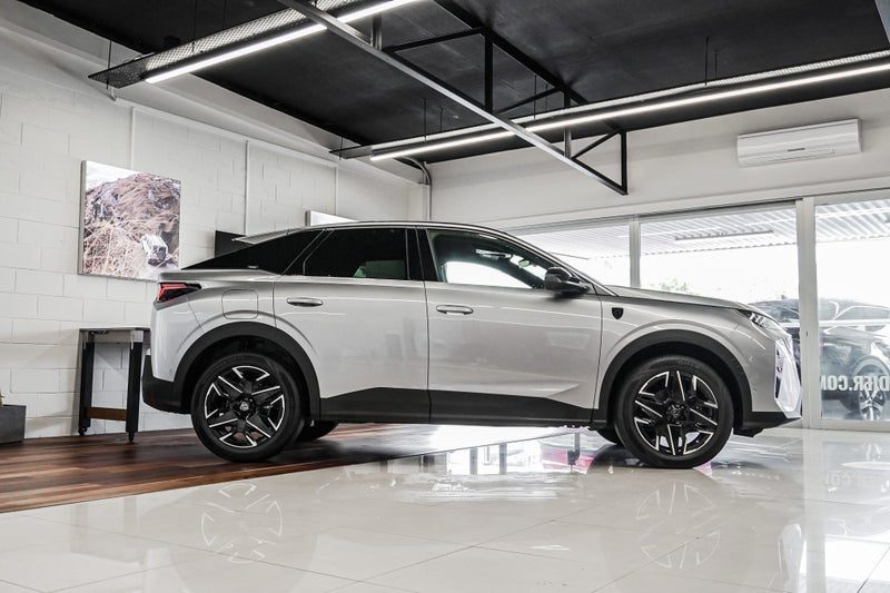 2026 Peugeot 3008 GT Premium Mild Hybrid, photo 3